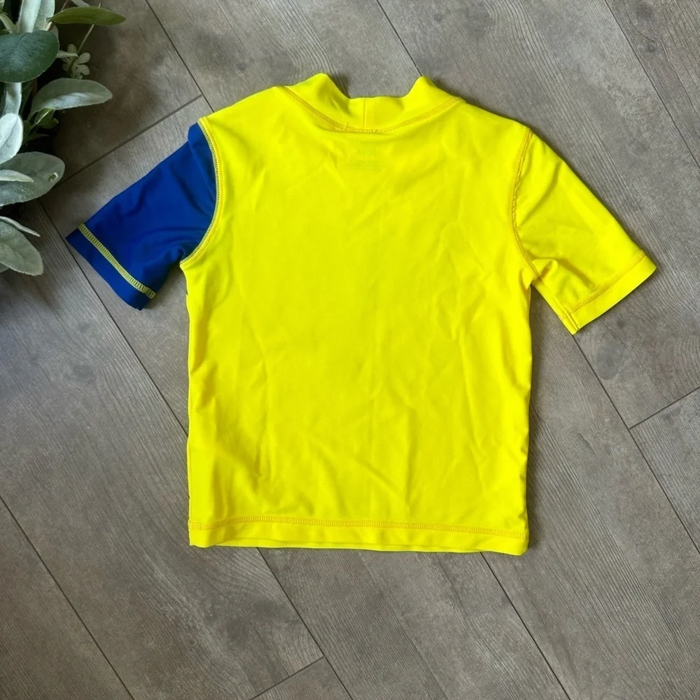 Carter’s Toddler Boy Vibrant Dinosaur Swim Rash-guard Graphic T-Shirt Size 3T